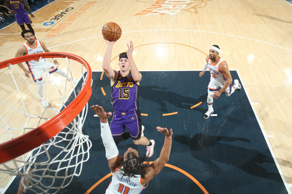 开始便占据 开始便占据